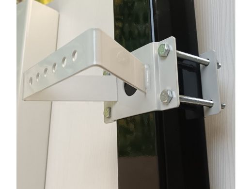 Кронштейн для прожектора на квадратную трубу 60х60мм с отверстием