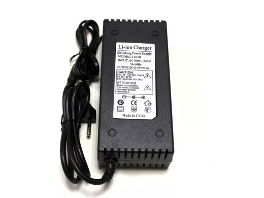 Блок питания 12,6V-5,0A для зарядных устройств Li-Ion аккумуляторов (шт 2,5х5,5мм)
